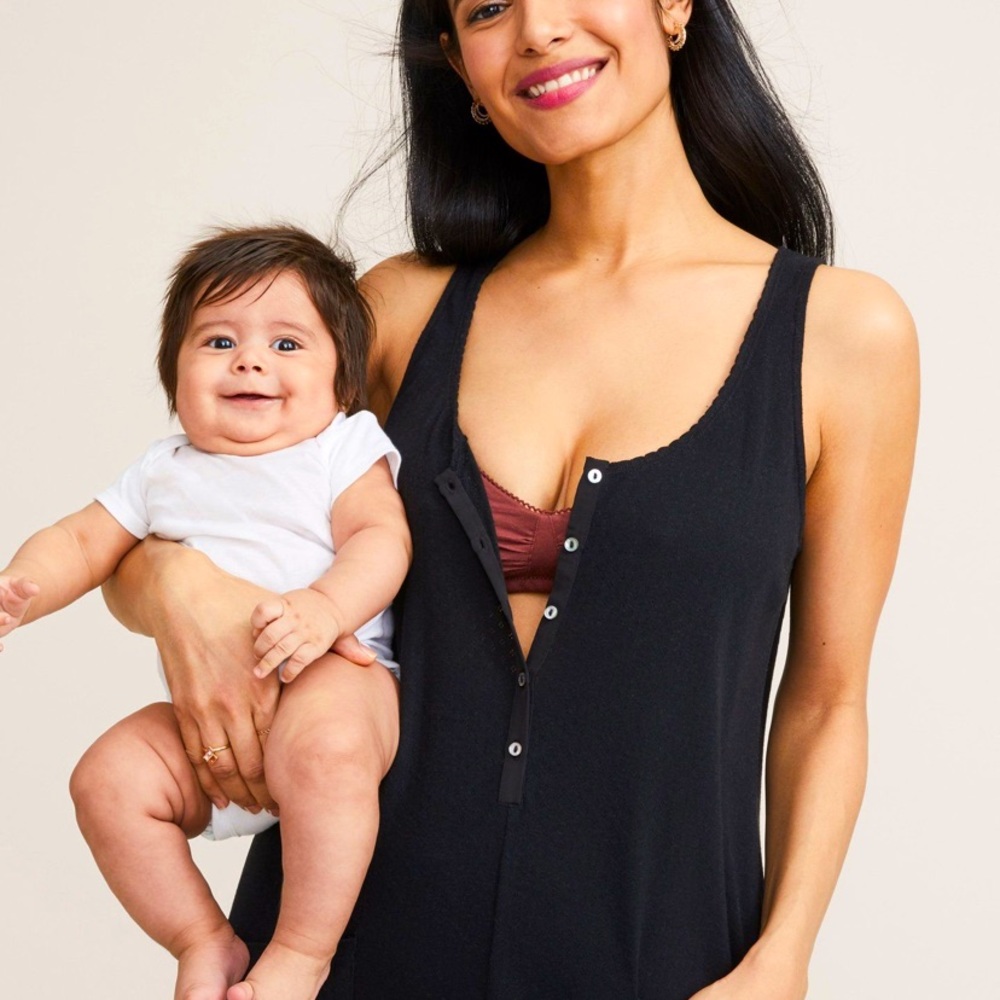 24/7 Feeding Jumpsuit size 2 (8/10)